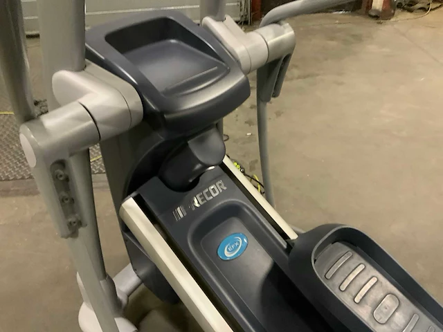 Precor 885 p80 crosstrainer crosstrainer - afbeelding 6 van  6