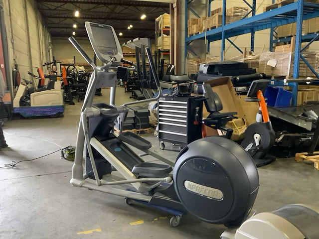 Precor 885 p80 crosstrainer - afbeelding 2 van  6