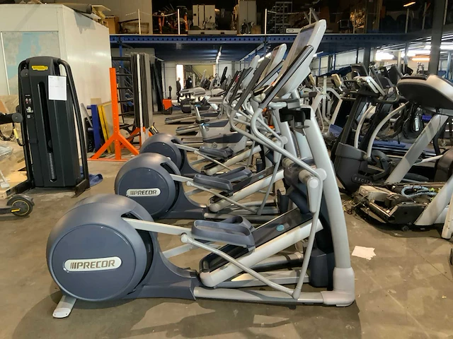 Precor 885 p80 elliptical crosstrainer - afbeelding 1 van  6