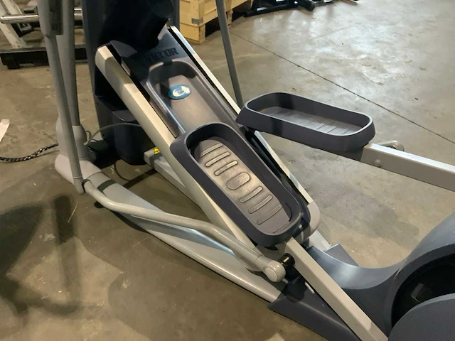 Precor 885 p80 elliptical crosstrainer - afbeelding 6 van  6