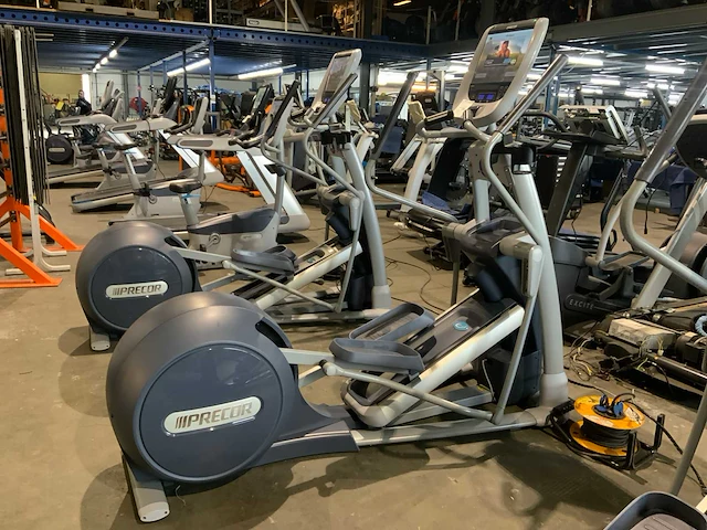 Precor 885 p80 elliptical crosstrainer - afbeelding 1 van  6