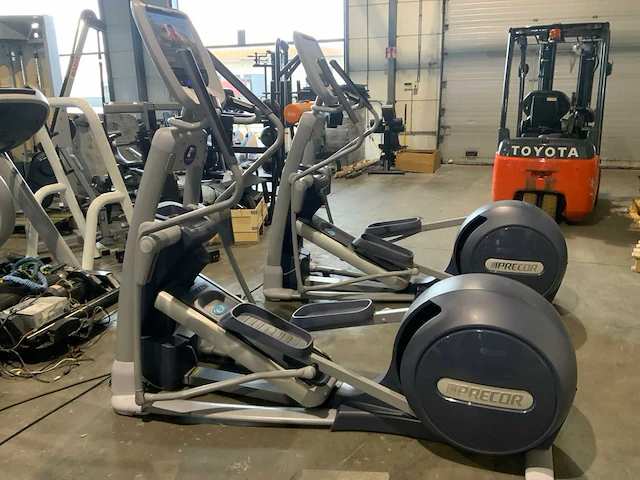 Precor 885 p80 elliptical crosstrainer - afbeelding 4 van  6