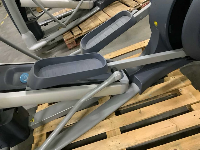 Precor 885 p80 elliptical crosstrainer - afbeelding 5 van  7