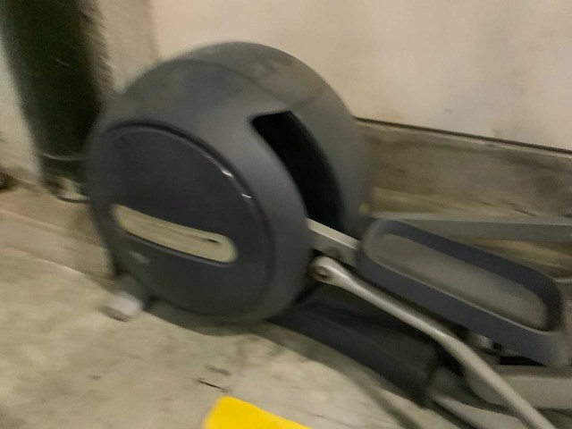 Precor 885 p80 elliptical crosstrainer - afbeelding 3 van  6