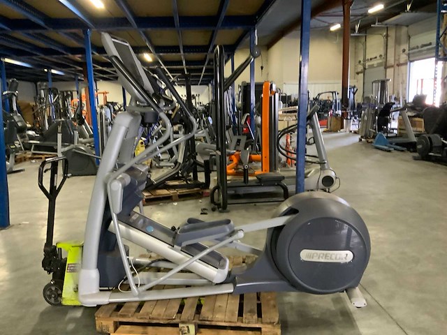 Precor 885 p80 elliptical crosstrainer - afbeelding 1 van  6