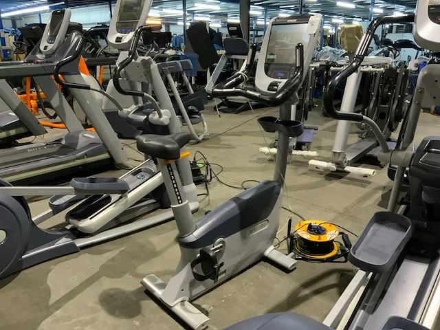 Precor 885 p80 uprightbike home trainer - afbeelding 2 van  6