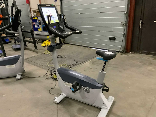 Precor 885 p80 uprightbike home trainer - afbeelding 2 van  5
