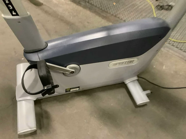Precor 885 p80 uprightbike home trainer - afbeelding 2 van  5