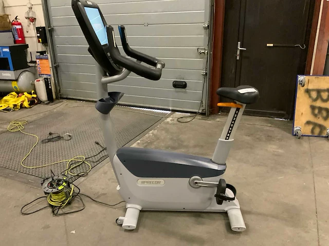 Precor 885 p80 uprightbike home trainer - afbeelding 1 van  5