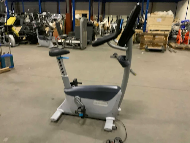 Precor 885 p80 uprightbike home trainer - afbeelding 1 van  6