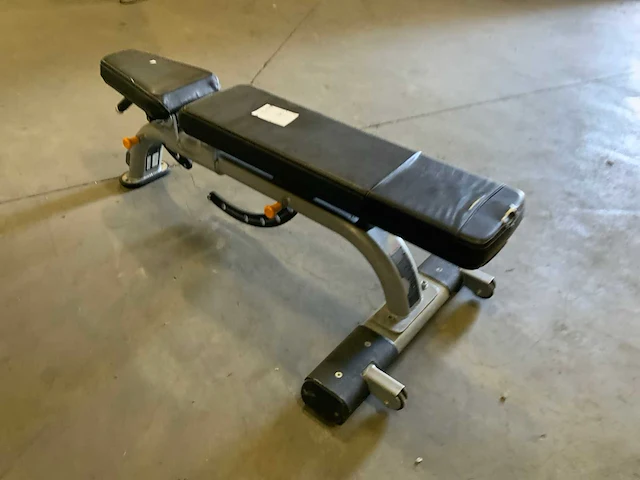 Precor adjustable bench krachtstation - afbeelding 4 van  4