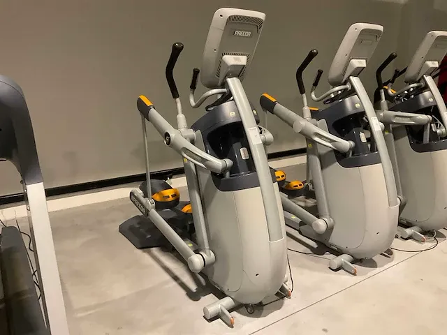 Precor amt crosstrainer - afbeelding 1 van  6