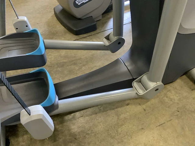 Precor amt p35 crosstrainer - afbeelding 6 van  7