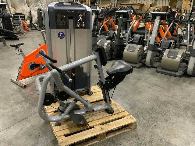 Precor discovery seated row krachtstation - afbeelding 1 van  6