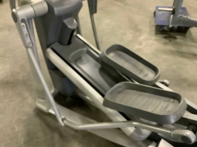 Precor efx elliptical crosstrainer - afbeelding 3 van  5
