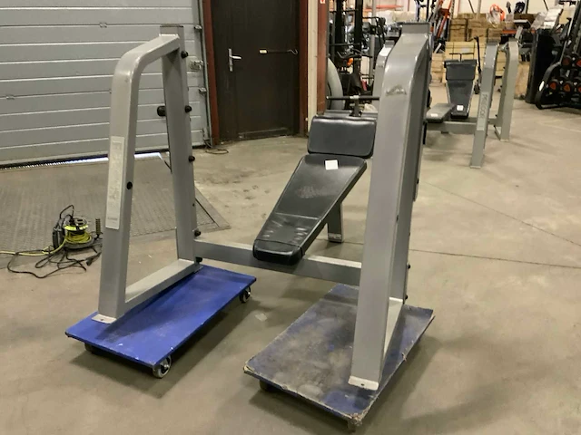 Precor icarian decline bench krachtstation - afbeelding 5 van  5