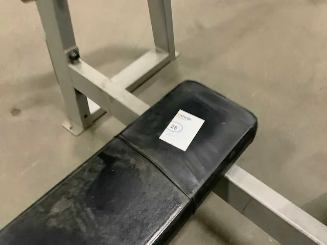 Precor icarian flat bench krachtstation - afbeelding 2 van  6