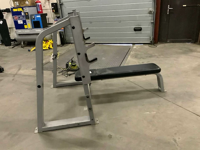 Precor icarian flat bench krachtstation - afbeelding 5 van  6