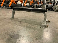 Precor icarian flat bench krachtstation - afbeelding 1 van  4