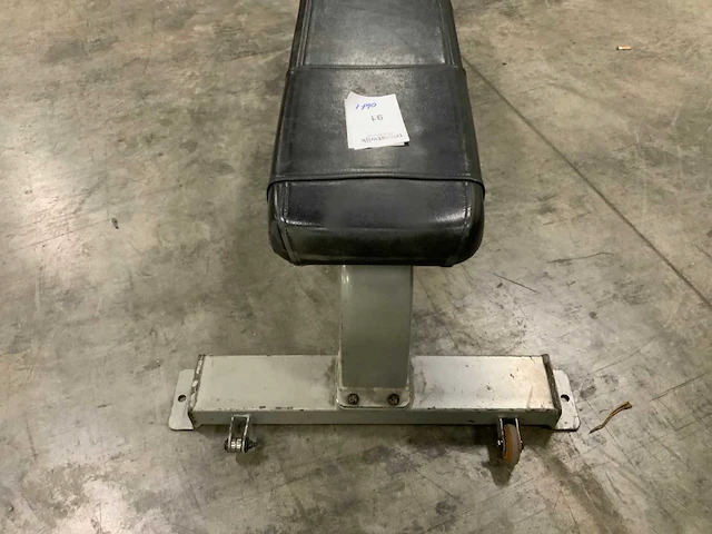 Precor icarian flat bench krachtstation - afbeelding 3 van  3