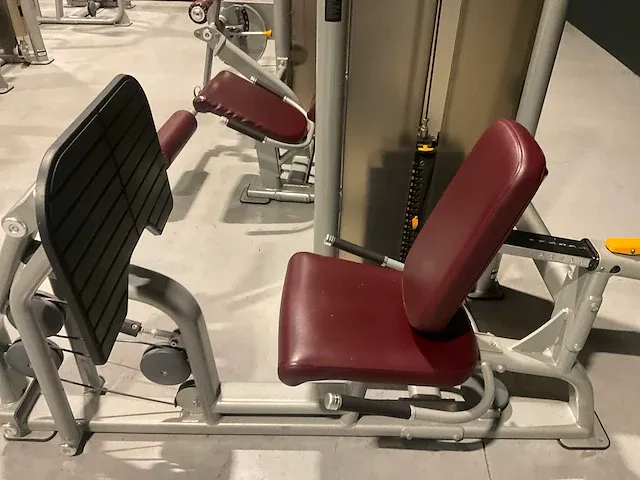 Precor leg press beenspiertrainer - afbeelding 4 van  5