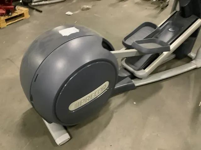 Precor p30 crossramp crosstrainer - afbeelding 3 van  6
