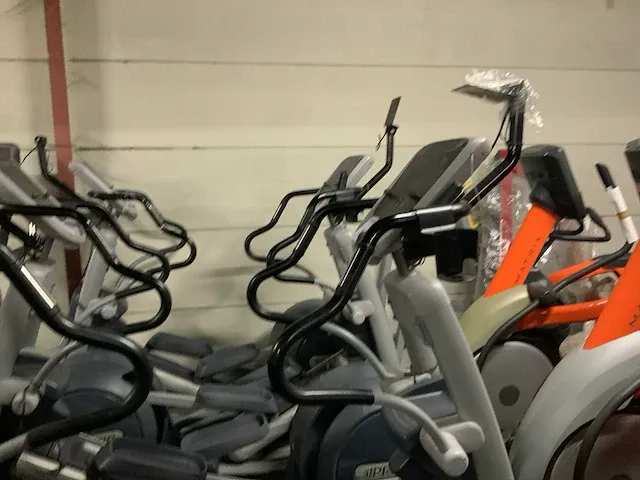 Precor p35 efx crossramp crosstrainer - afbeelding 4 van  17