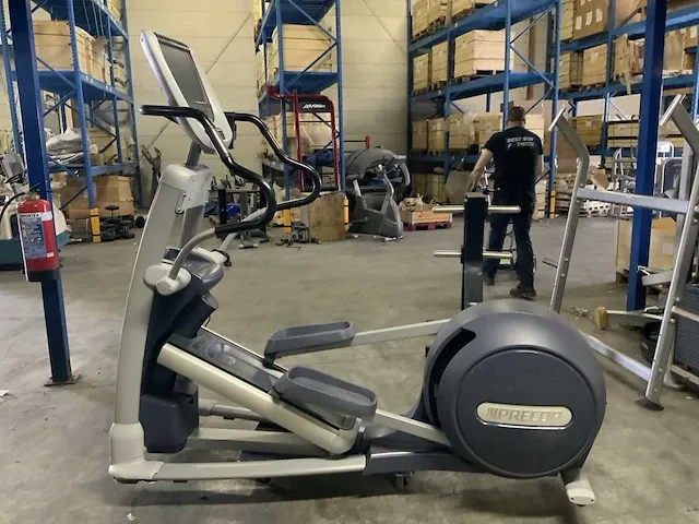 Precor p35 efx crossramp crosstrainer - afbeelding 1 van  17