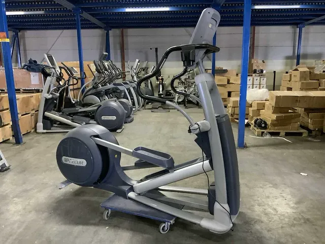 Precor p35 efx crossramp crosstrainer - afbeelding 13 van  17