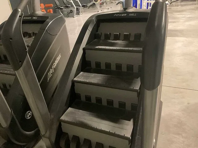 Precor power mill klimmachine - afbeelding 4 van  6