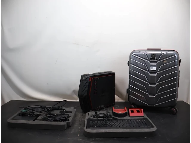 Predator g1 vr ready in koffer - afbeelding 1 van  9