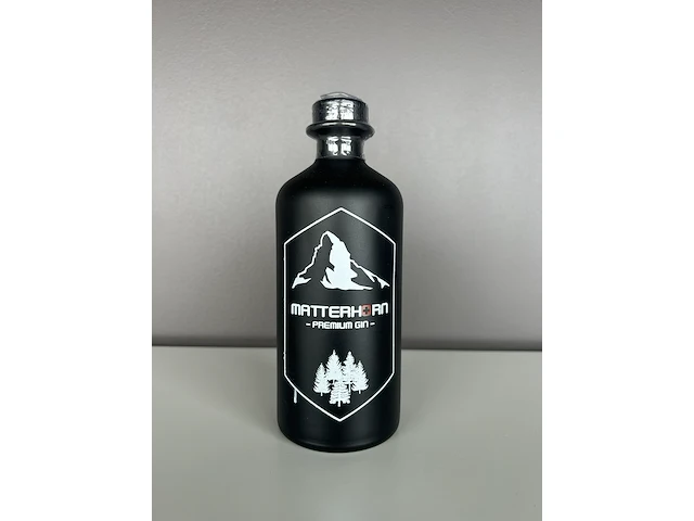 Premium gin matterhorn - afbeelding 1 van  3