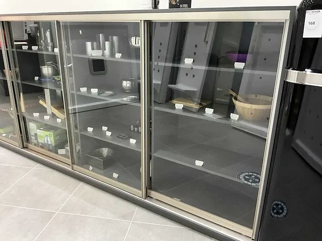 Presentatie vitrine - afbeelding 3 van  4