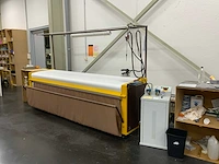 Press-vite 8m/98 1123 industriële strijktafel