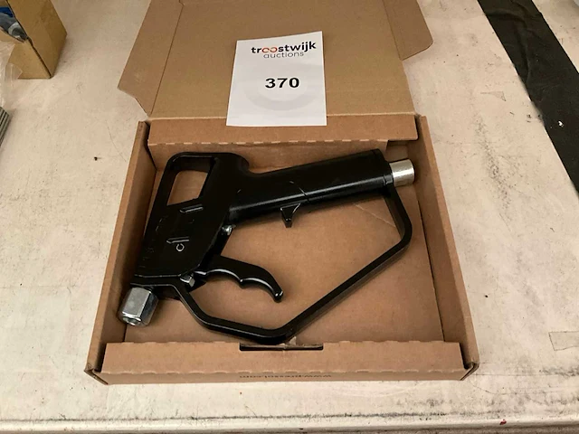 Pressol. overige garage inventaris,vetpistool. - afbeelding 1 van  1