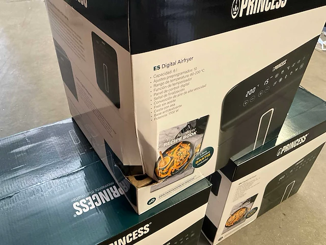 Princess airfryer met pizza pan 6 liter 1700 watt (3x) - afbeelding 5 van  9