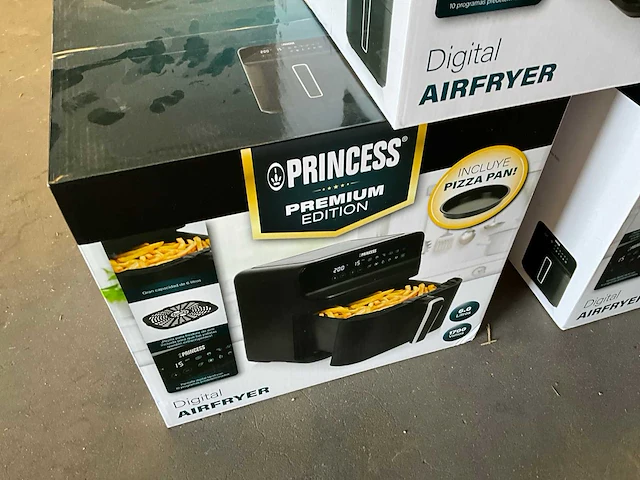 Princess airfryer met pizza pan 6 liter 1700 watt (3x) - afbeelding 4 van  8