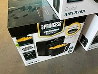 Princess airfryer met pizza pan 6 liter 1700 watt (3x) - afbeelding 4 van  8