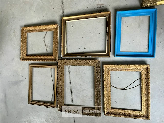 Print in gouden kader met jachttaferelen - afbeelding 2 van  7