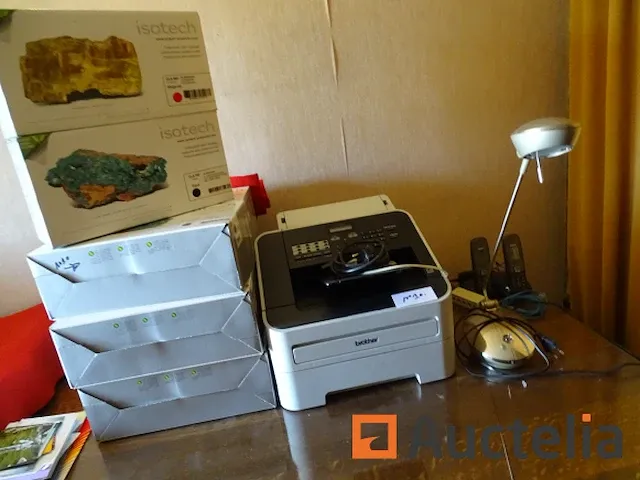 Printer brother, cartridges, bureautafel lamp, 2 telefoons - afbeelding 5 van  12