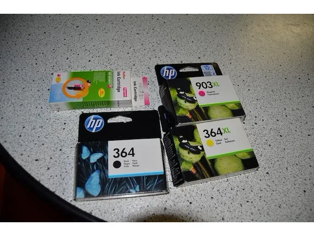 Printer hp photosmart 5520, 4 inkt patronen, gaming pc bestaande uit case fractal design, moederbord tufz270 mark2, videokaart gigabyte - afbeelding 10 van  11