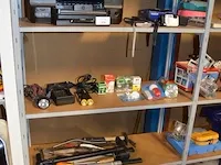 Printer hp pro 8600, 2 digitale fototoestellen, diverse lampen, klein handgerief, karton pvc bakjes - afbeelding 1 van  16