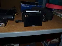 Printer hp pro 8600, 2 digitale fototoestellen, diverse lampen, klein handgerief, karton pvc bakjes - afbeelding 9 van  16