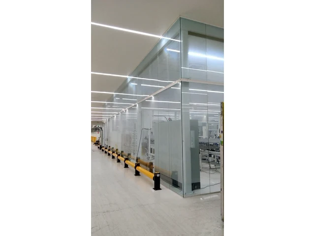 Printing room 1 - laminated glass - afbeelding 1 van  8