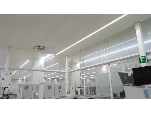 Printing room 1 - laminated glass - afbeelding 6 van  8