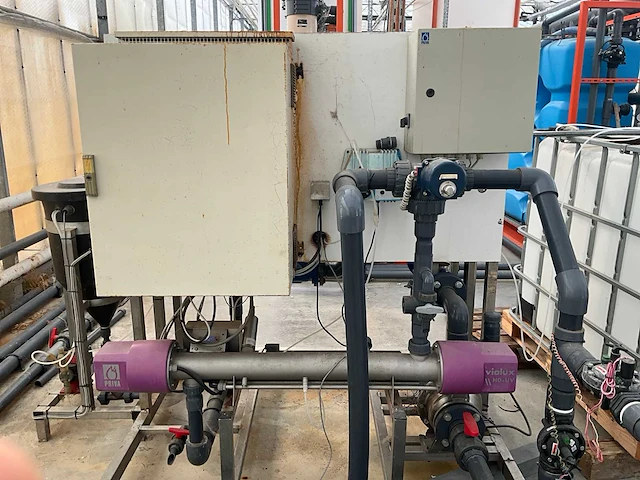 Priva integro vialux water uv desinfecteer installatie - afbeelding 8 van  17