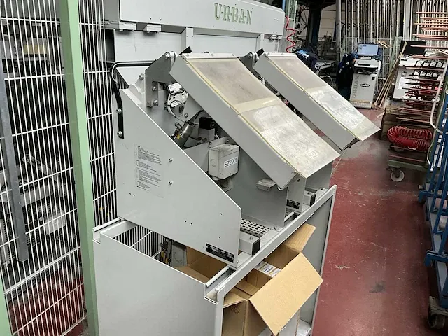 Productielijn urban pvc en fba 2502 beslagschroever - afbeelding 4 van  26