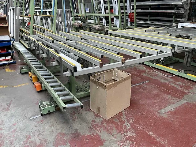 Productielijn urban pvc en fba 2502 beslagschroever - afbeelding 15 van  26