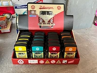 Prof mix kavel diverse aanstekers/sigaretten cases met display in volkswagen thema - afbeelding 2 van  7
