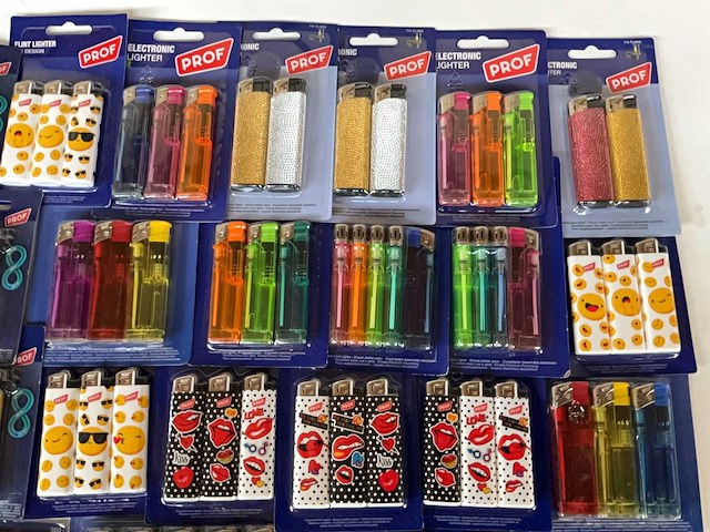 Prof partij diverse aanstekers - afbeelding 3 van  7